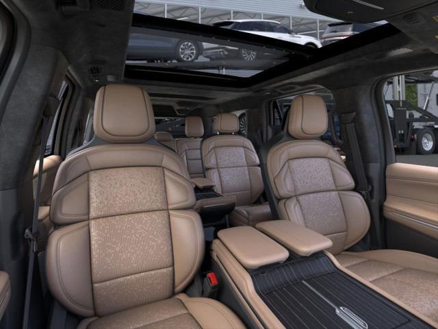 new 2025 Lincoln Navigator car, priced at $132,925