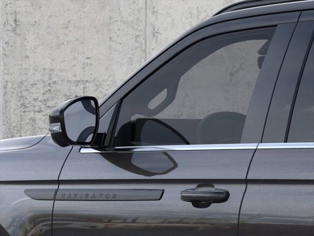 new 2025 Lincoln Navigator car, priced at $131,985