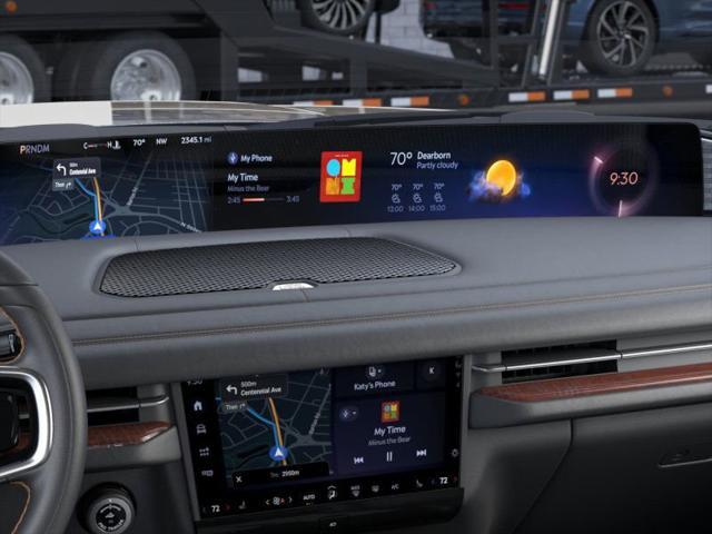 new 2025 Lincoln Navigator car, priced at $131,985