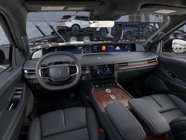 new 2025 Lincoln Navigator car, priced at $131,985