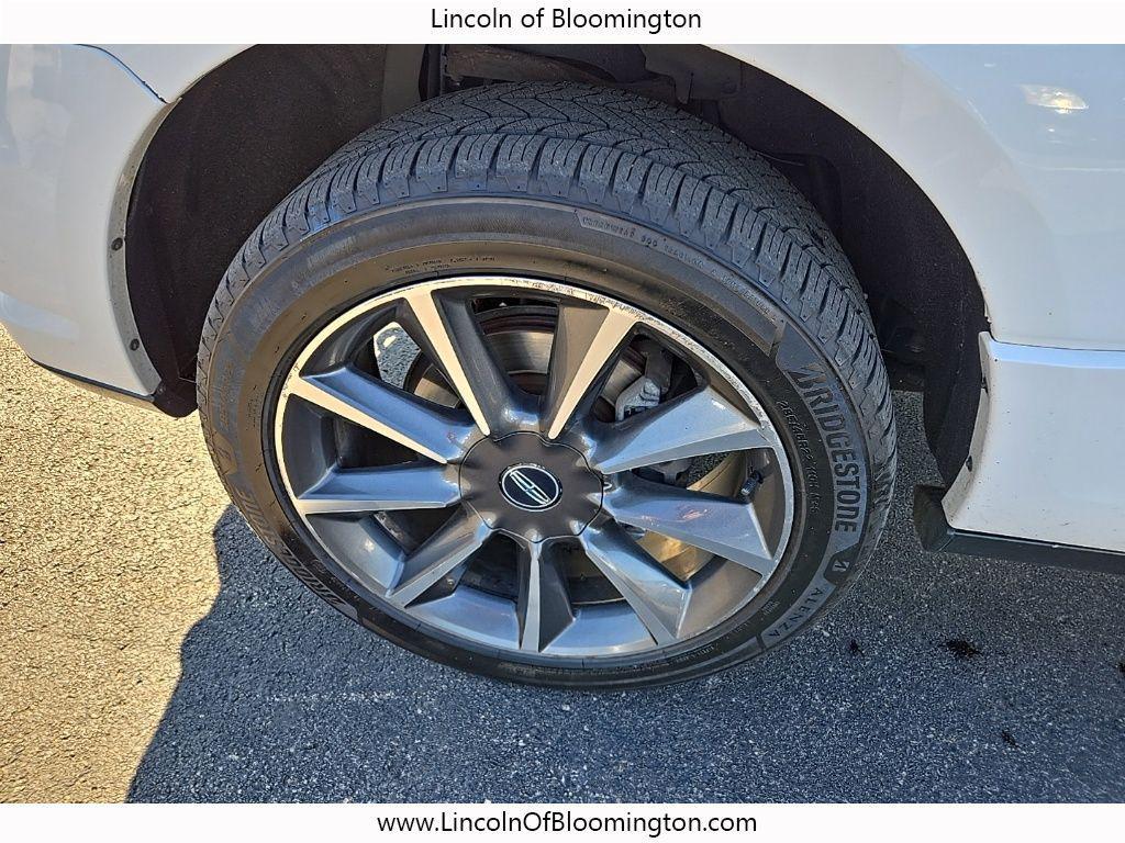 used 2017 Lincoln Navigator car, priced at $12,500