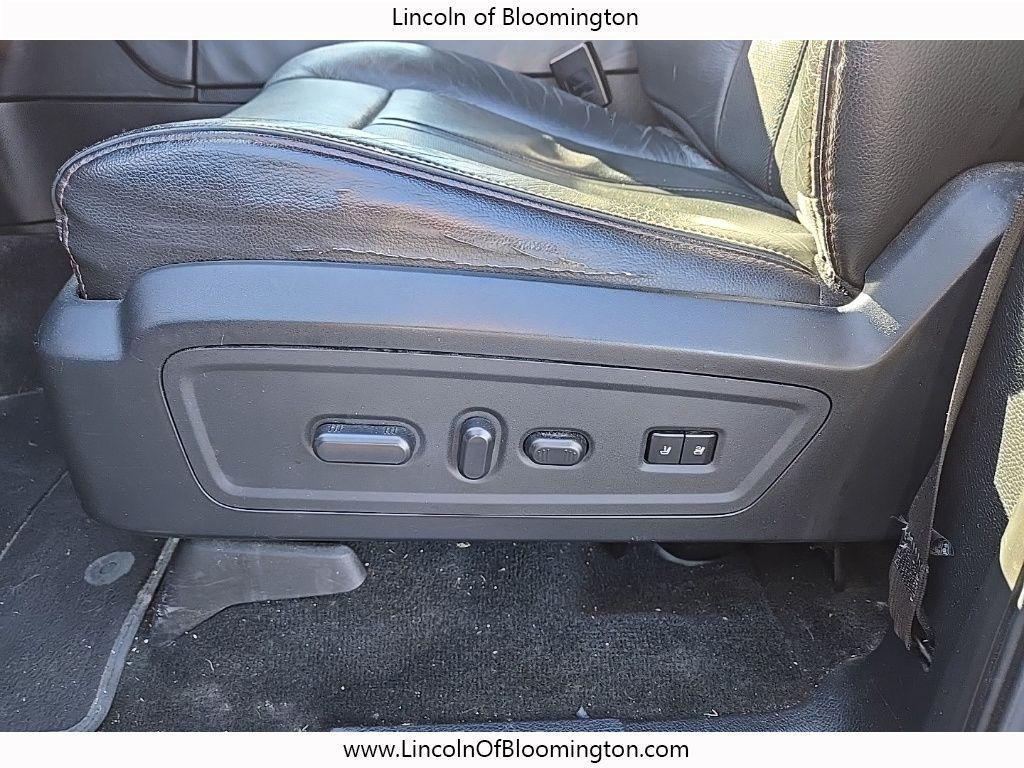 used 2017 Lincoln Navigator car, priced at $12,500