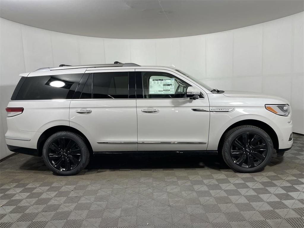 new 2024 Lincoln Navigator car, priced at $99,599