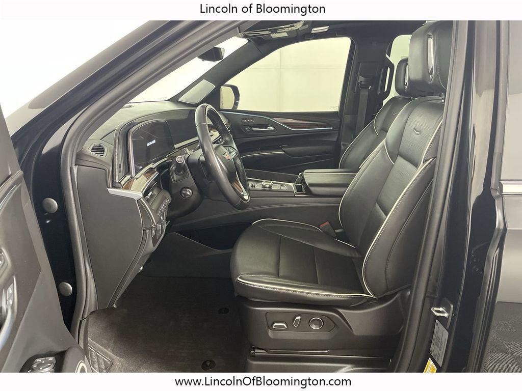 used 2023 Cadillac Escalade ESV car, priced at $70,596