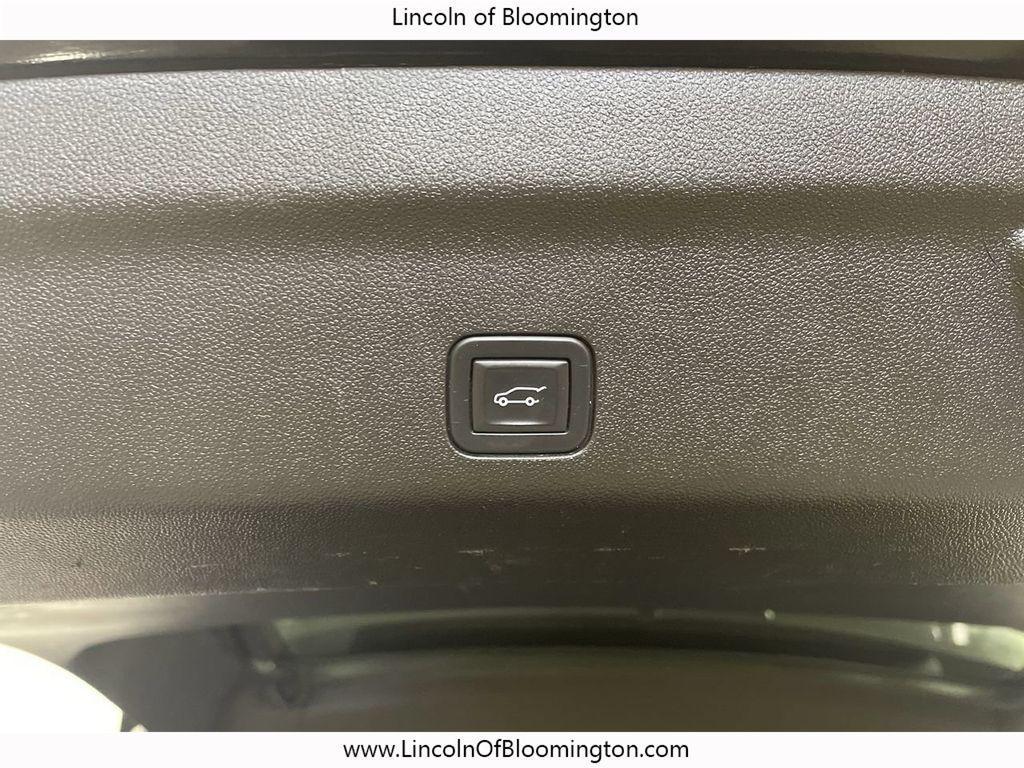 used 2023 Cadillac Escalade ESV car, priced at $70,596