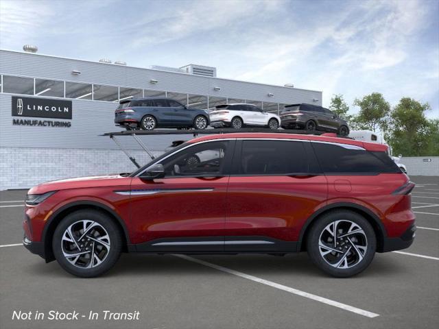 new 2025 Lincoln Nautilus car, priced at $64,570