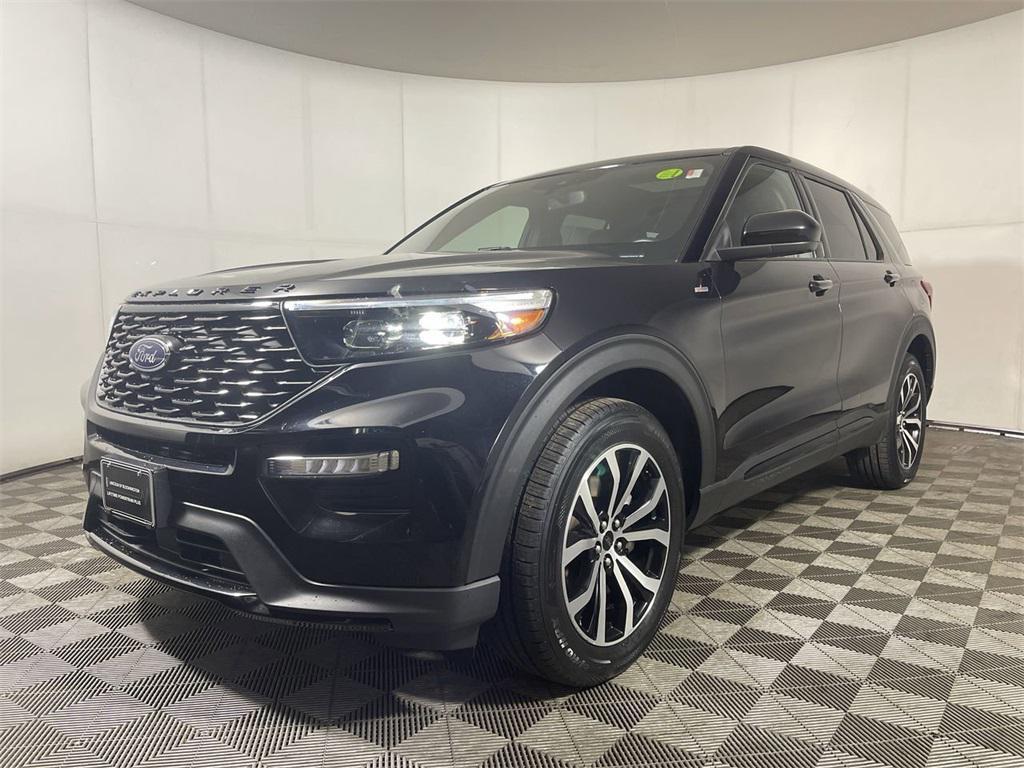 used 2022 Ford Explorer car, priced at $27,934