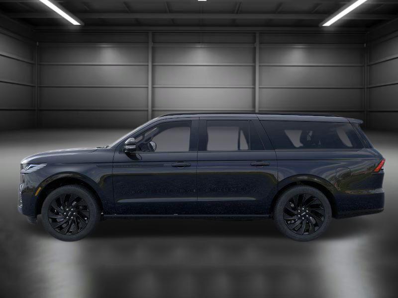 new 2025 Lincoln Navigator car, priced at $106,075