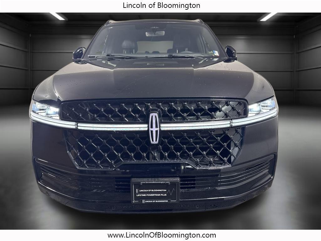 new 2025 Lincoln Navigator car, priced at $103,443
