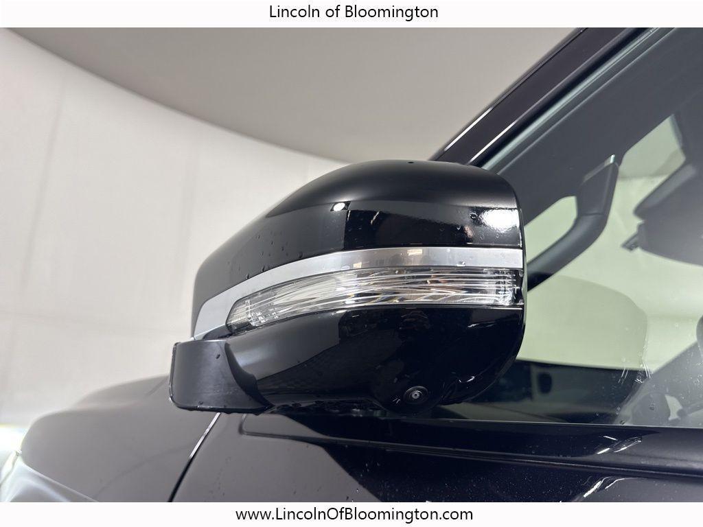 new 2025 Lincoln Navigator car, priced at $103,443