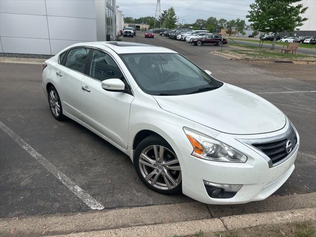 used 2015 Nissan Altima car, priced at $7,991