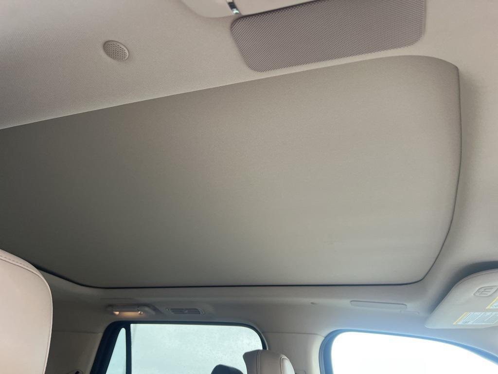 used 2022 Lincoln Navigator car, priced at $48,208