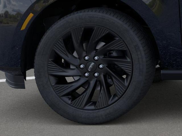 new 2025 Lincoln Navigator car, priced at $110,255