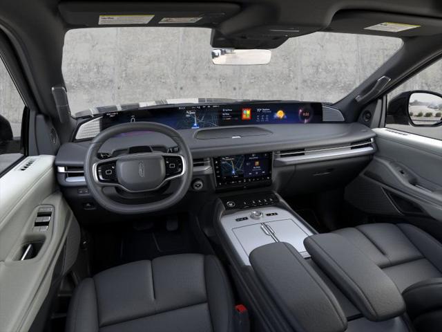new 2025 Lincoln Navigator car, priced at $110,255