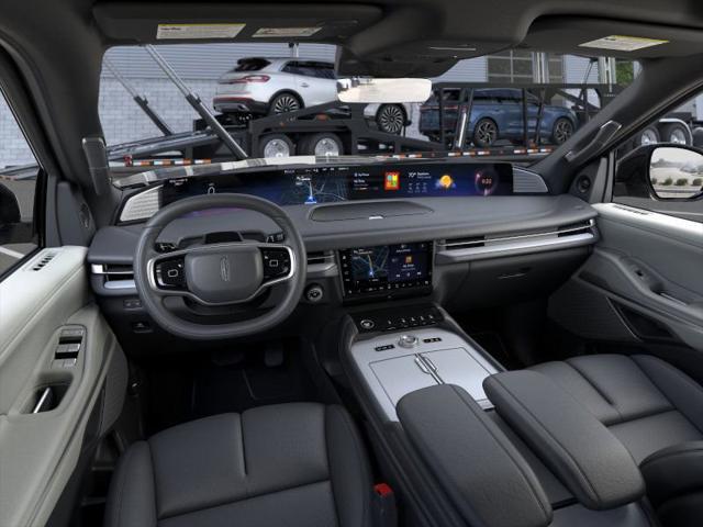 new 2025 Lincoln Navigator car, priced at $110,255