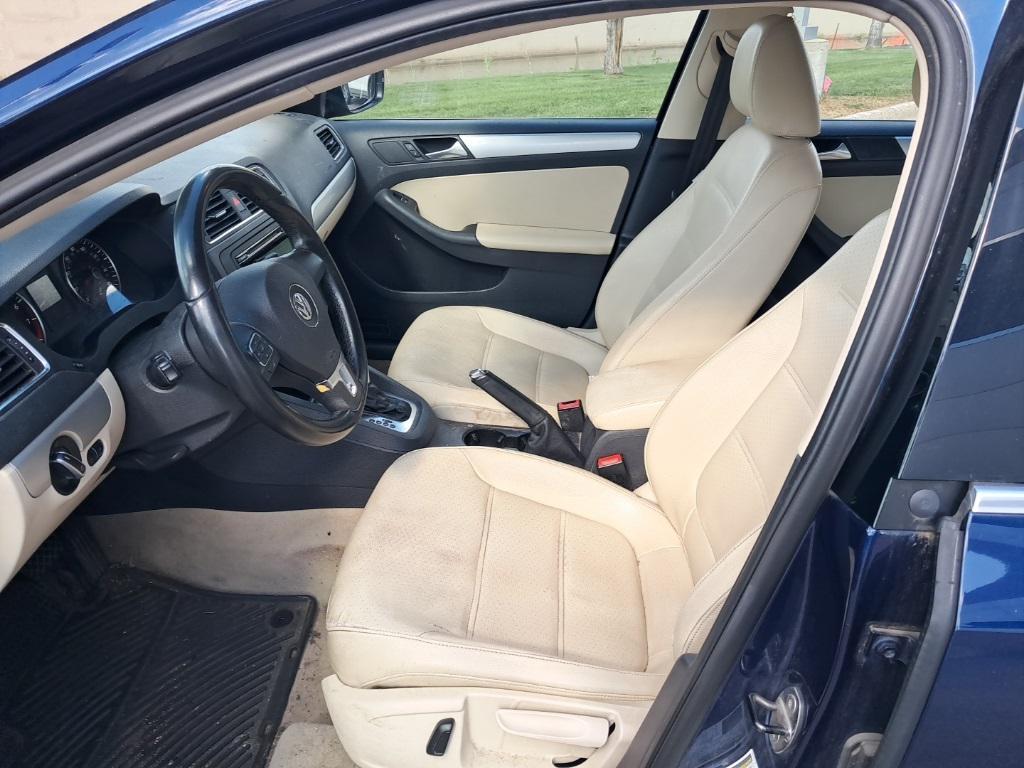 used 2013 Volkswagen Jetta car