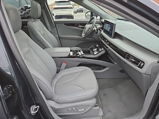 used 2022 Lincoln Nautilus car, priced at $39,925