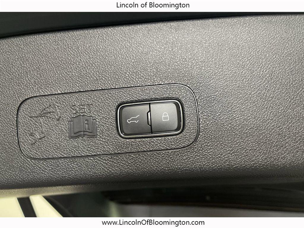 used 2025 Lincoln Aviator car, priced at $76,102