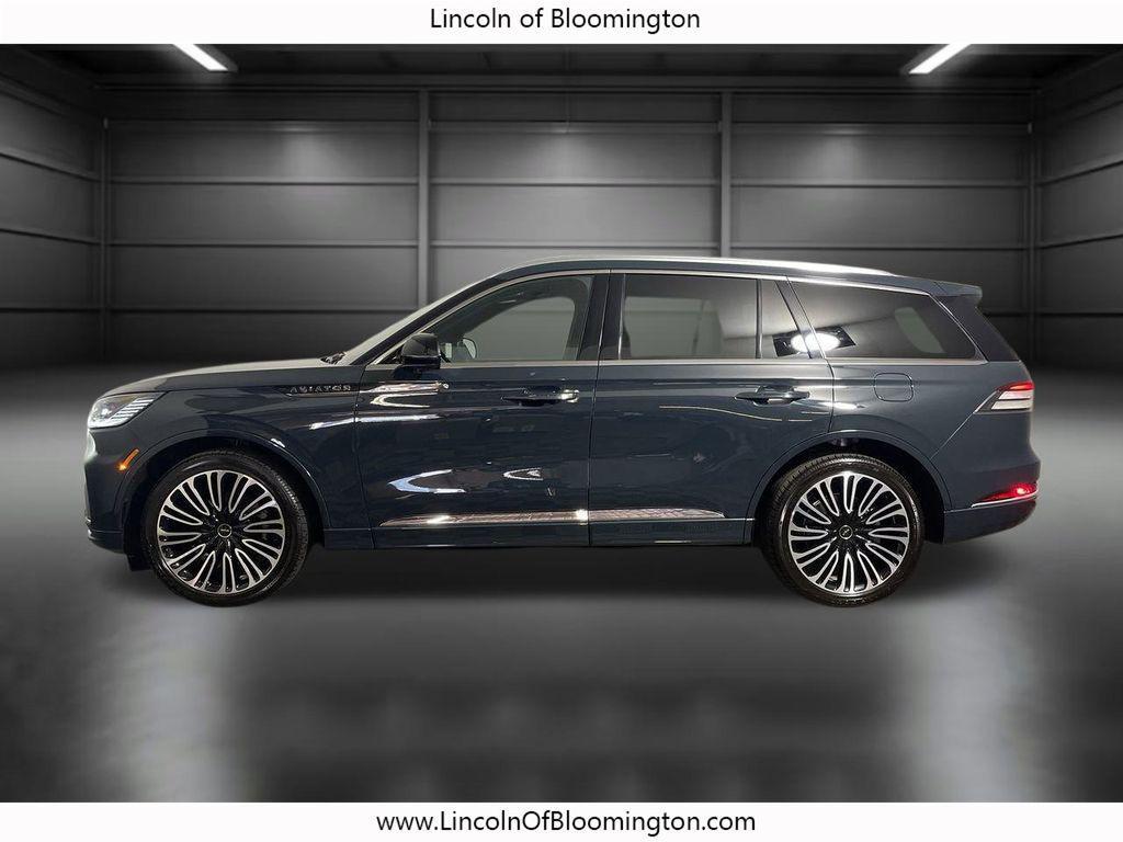used 2025 Lincoln Aviator car, priced at $76,102
