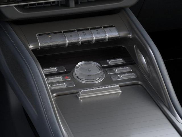new 2025 Lincoln Nautilus car, priced at $62,057