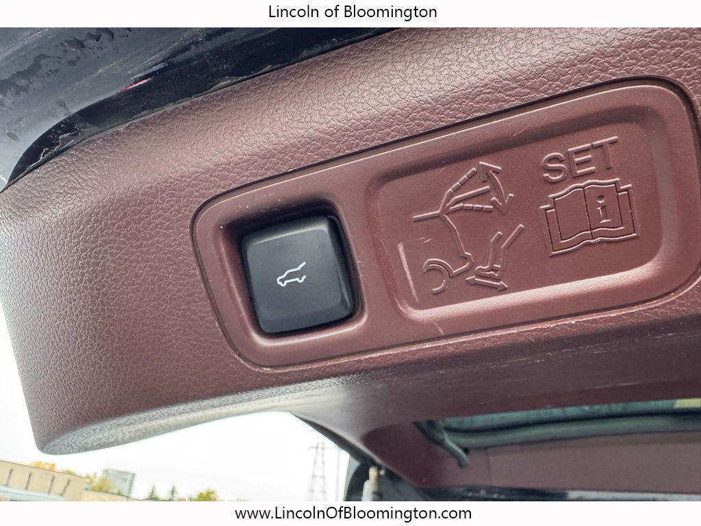 used 2018 Lincoln Navigator L car, priced at $25,999