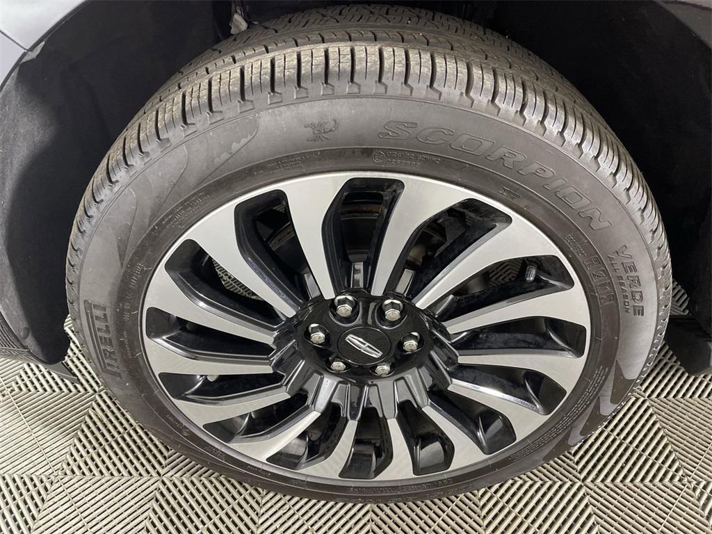 used 2024 Lincoln Navigator car, priced at $89,991