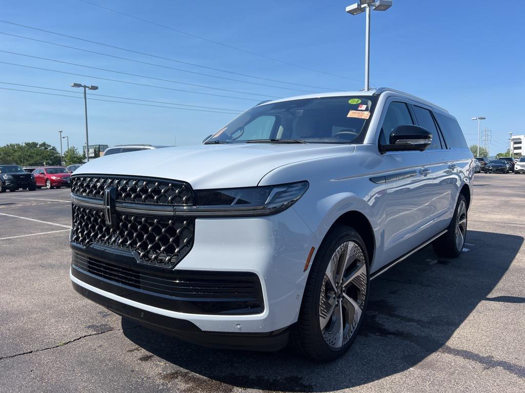 used 2025 Lincoln Navigator car, priced at $120,000