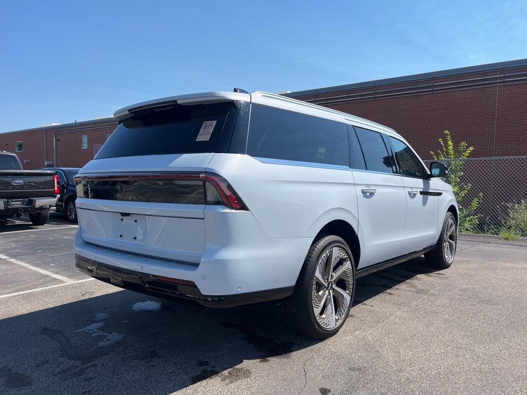used 2025 Lincoln Navigator car, priced at $120,000