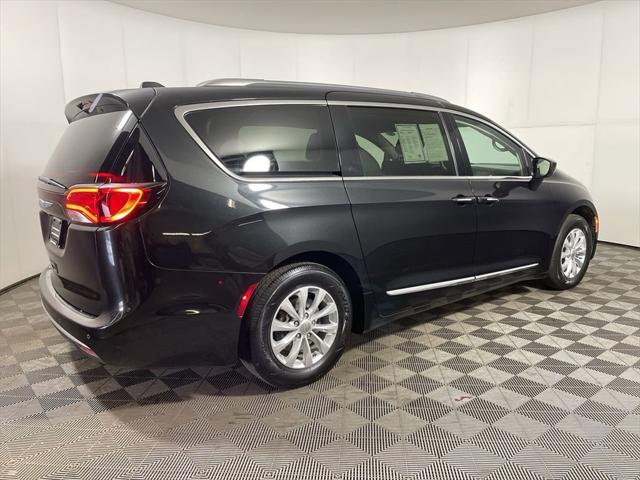 used 2018 Chrysler Pacifica car, priced at $17,700