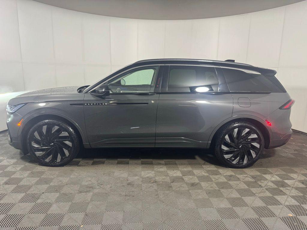 new 2024 Lincoln Nautilus car, priced at $67,991