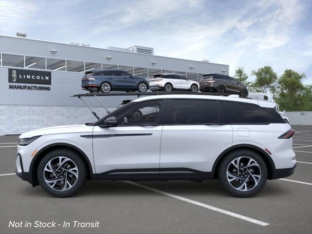 new 2025 Lincoln Nautilus car, priced at $67,070