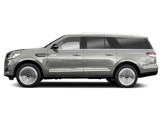 used 2022 Lincoln Navigator car, priced at $59,799