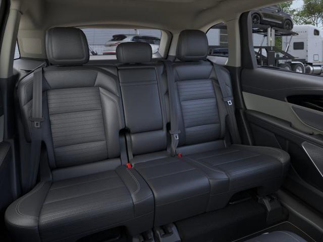 new 2025 Lincoln Nautilus car, priced at $67,181