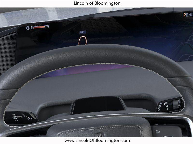 new 2025 Lincoln Navigator car, priced at $101,802