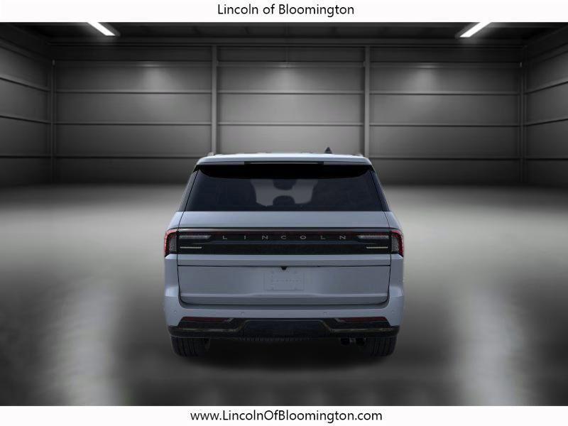 new 2025 Lincoln Navigator car, priced at $101,802