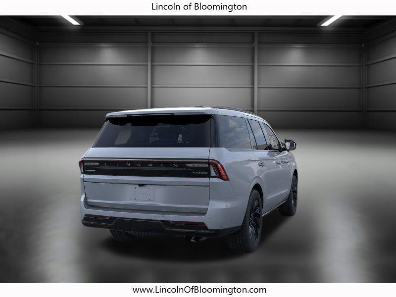new 2025 Lincoln Navigator car, priced at $101,802