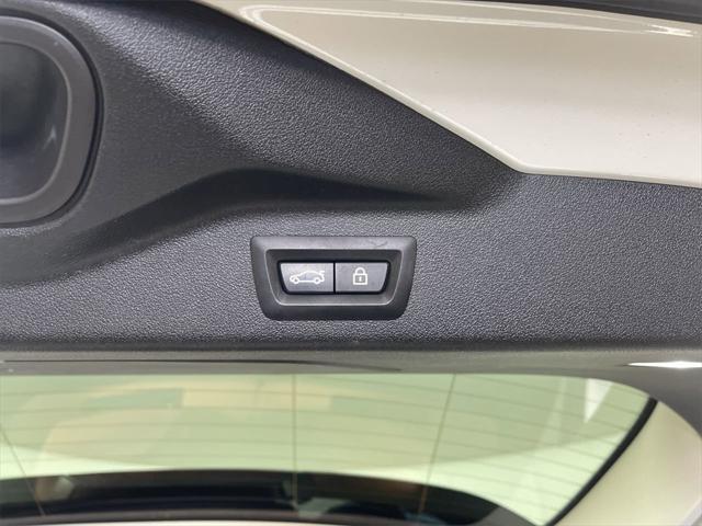 used 2022 BMW X7 car, priced at $50,991