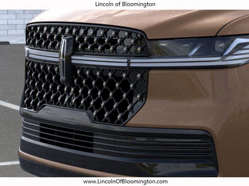 new 2025 Lincoln Navigator car, priced at $124,335