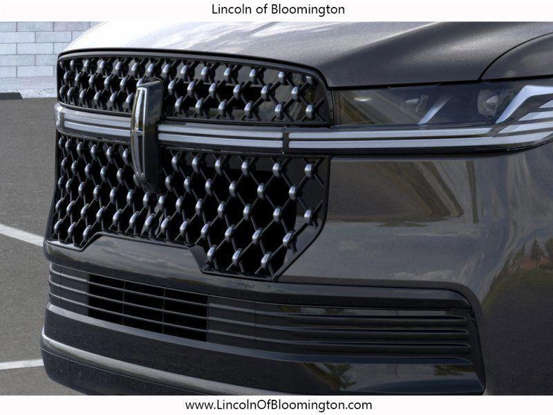 new 2025 Lincoln Navigator car, priced at $123,835
