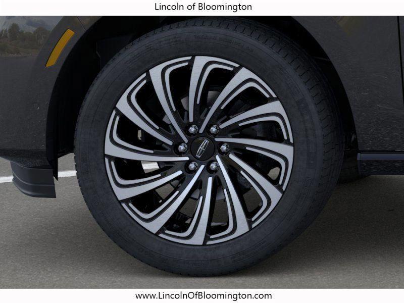 new 2025 Lincoln Navigator car, priced at $123,835