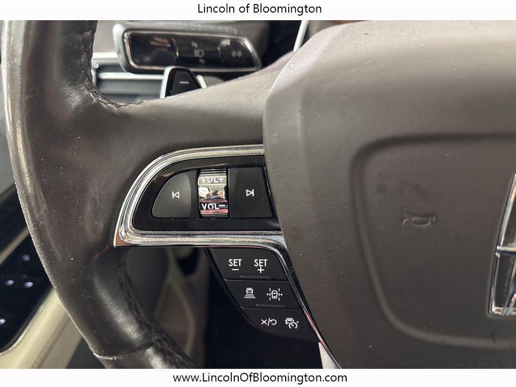 used 2023 Lincoln Navigator car, priced at $69,200