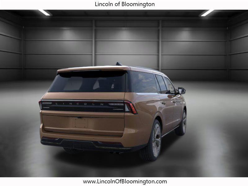 new 2025 Lincoln Navigator car, priced at $124,335