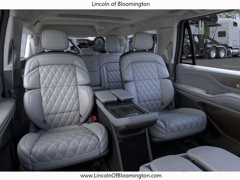 new 2025 Lincoln Navigator car, priced at $124,335