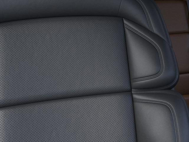 new 2025 Lincoln Navigator car, priced at $109,655