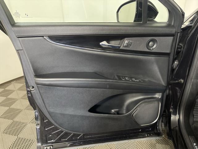 used 2022 Lincoln Nautilus car, priced at $37,268