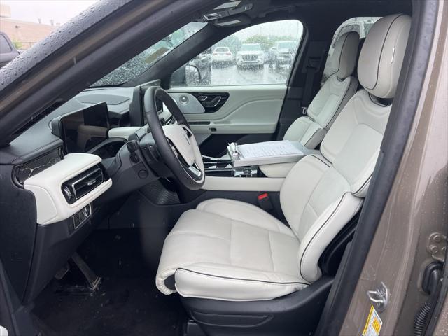 used 2025 Lincoln Aviator car, priced at $77,990