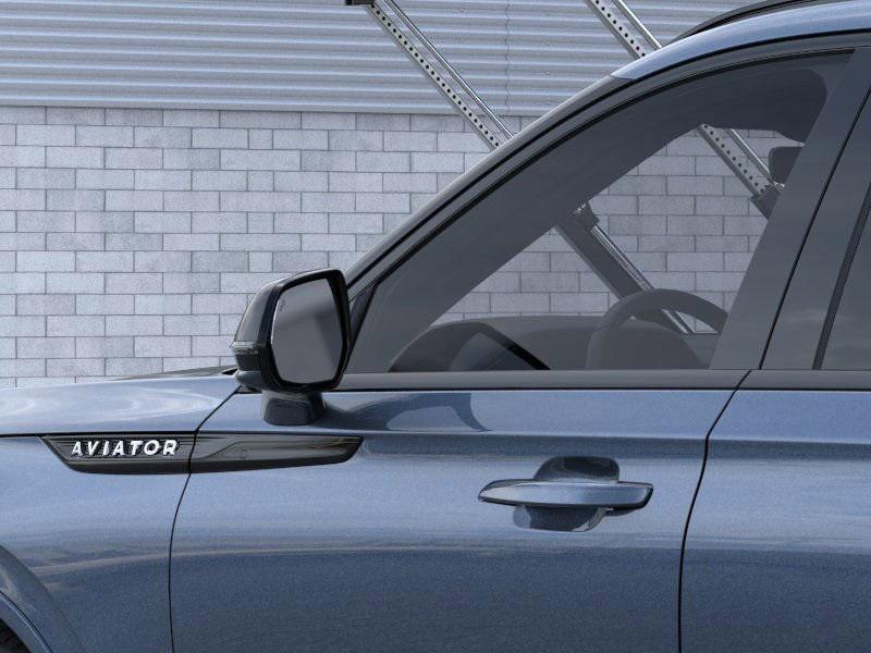 new 2025 Lincoln Aviator car, priced at $68,582