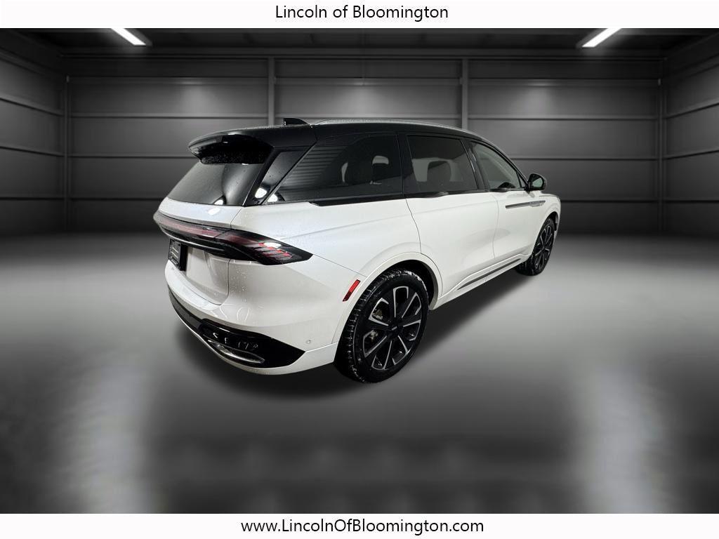 used 2024 Lincoln Nautilus car, priced at $47,998