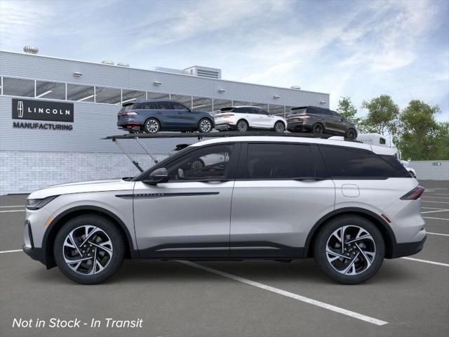 new 2025 Lincoln Nautilus car, priced at $67,985