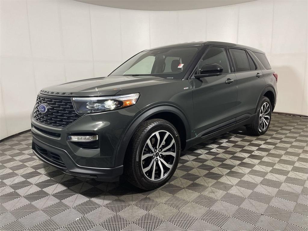 used 2022 Ford Explorer car, priced at $36,471